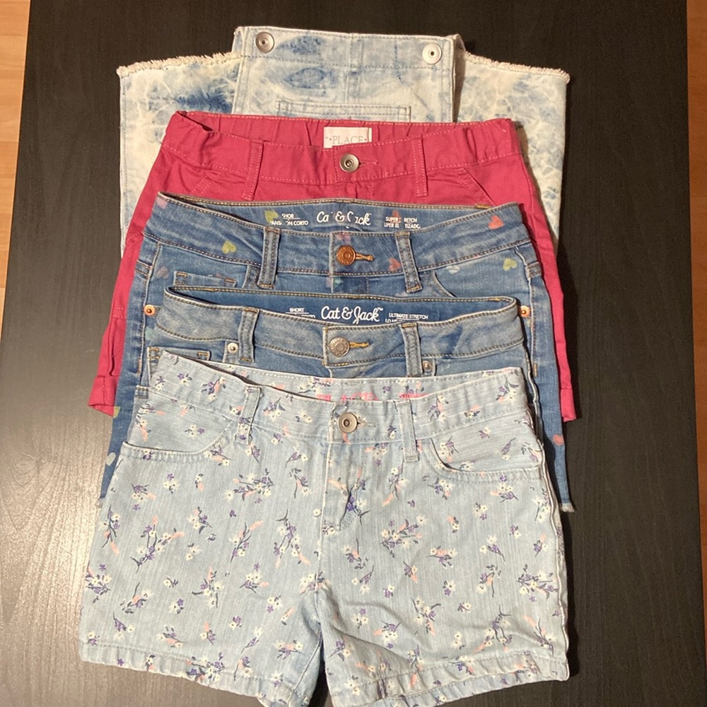 Girl’s Shorts Bundle ☀️